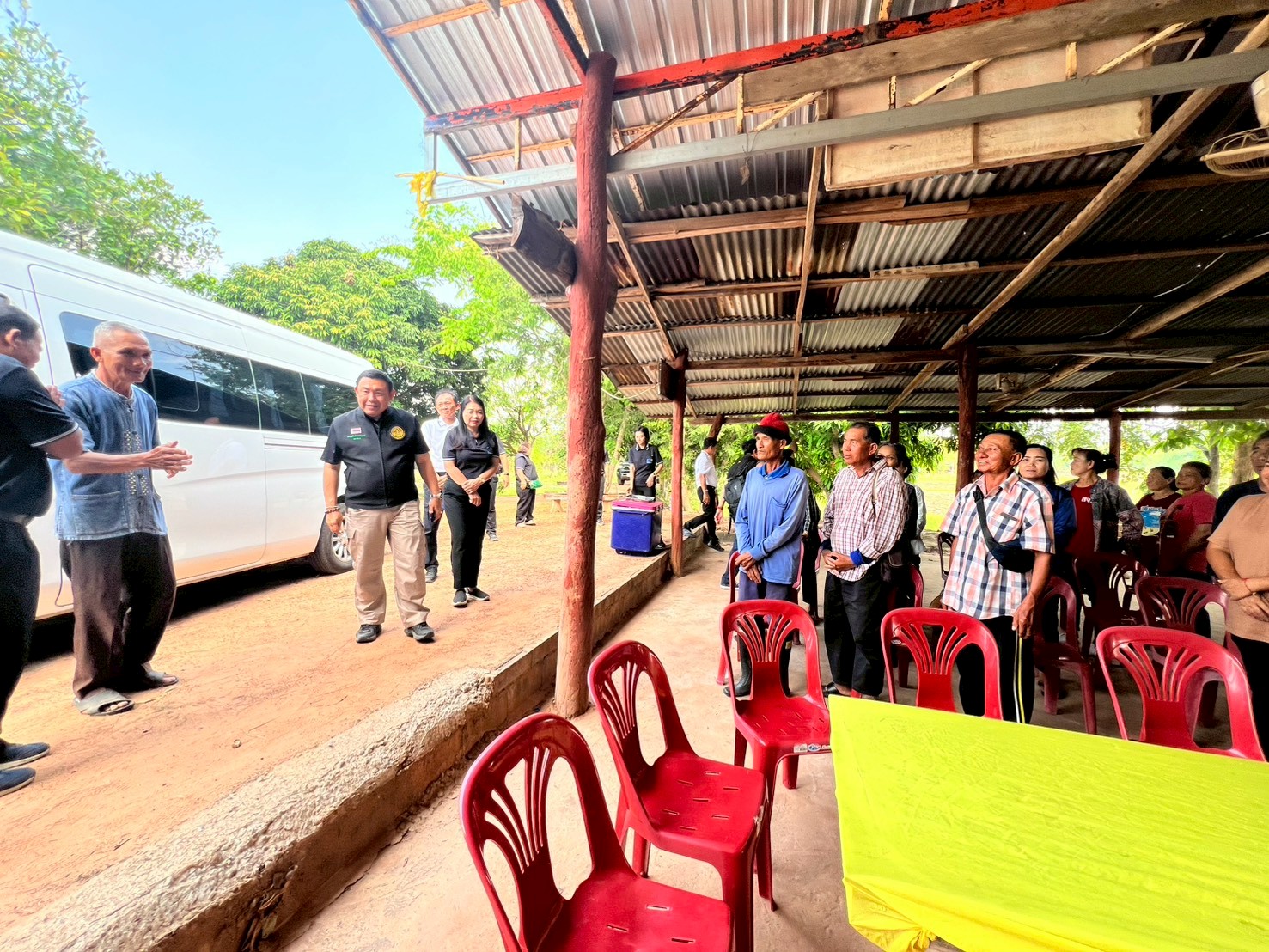 title - เลขาธิการ ส.ป.ก. ตรวจเยี่ยม ส.ป.ก.ยโสธร และลงพื้นที่ตรวจเยี่ยมกลุ่มวิสาหกิจชุมชนโคขุนหนองแหน และศูนย์ต้นแบบเกษตรทฤษฎีใหม่ในเขตปฏิรูปที่ดิน (นายสุริยา  หงษ์ลอยวงษ์) จังหวัดยโสธร